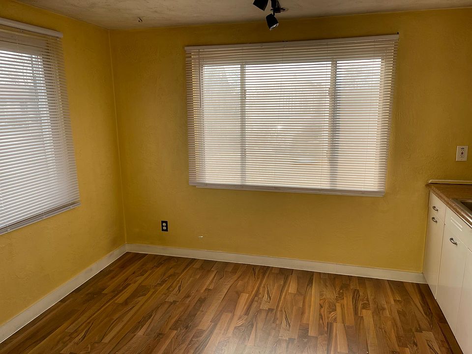 Ample natural light