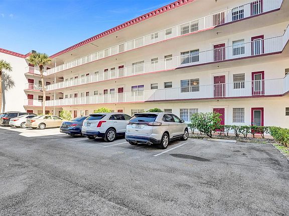 2nd image of 4270 NW 40th Street #211