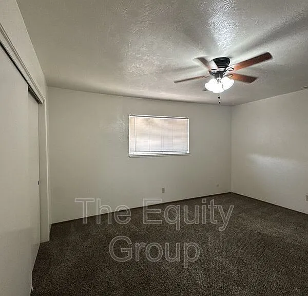 733 S County Center Dr #H — Photo 10