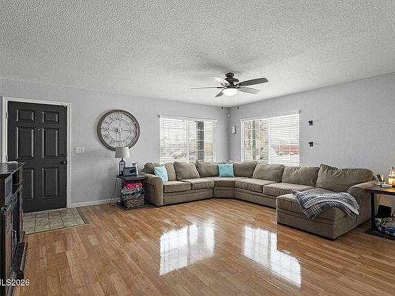 5th image of 18204 Cedar View Dr