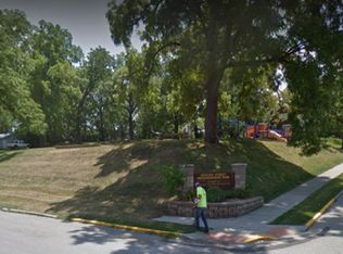 905-909 Adams St, Jefferson City, MO 65101