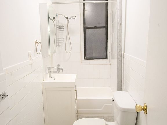 5th image of 2546 Adam Clayton Powell Jr Blvd APT 19