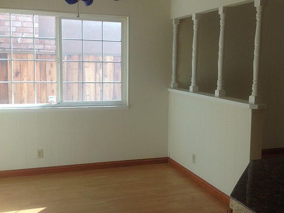 3rd image of 908 Hellyer Ave