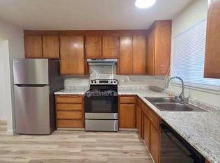 1140 Melton Dr, Yuba City, CA 95991