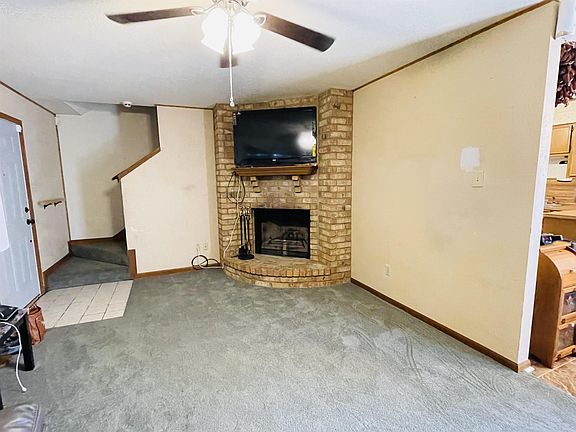 2nd image of 1108 Green Meadow St