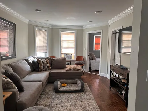 13-15 Pennsylvania Ave #2, Somerville, MA 02145
