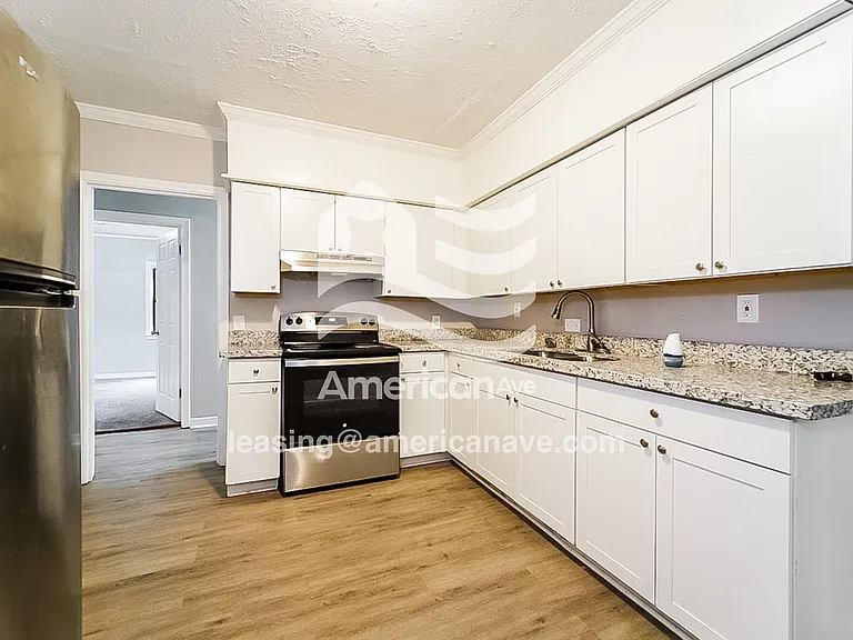 1083941_006_wm_-_kitchen_13480761.jpg