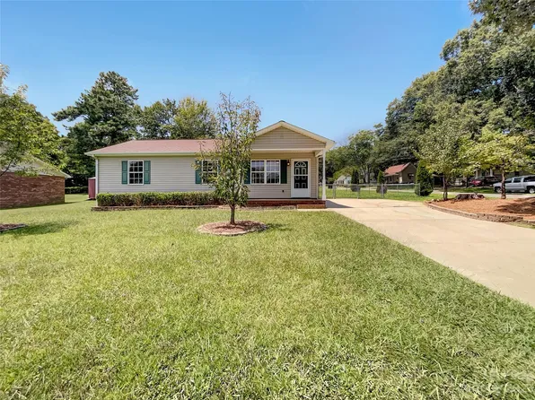 407 N 13th St, Bessemer City, NC 28016