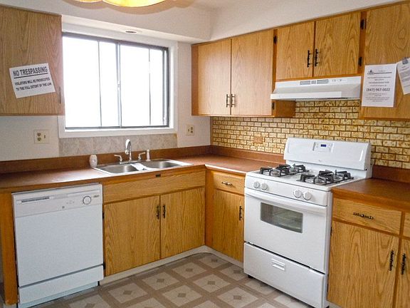 Spacious Kitchen with Fantastic Cabinet Space