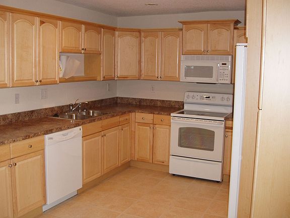 4th image of 2324 NW 14th St