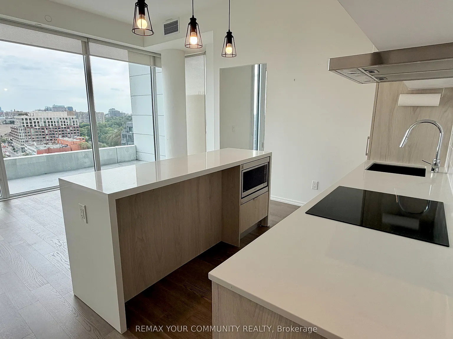 2 bed, $3,400 — Photo 4