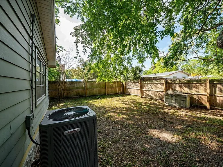 14644 SW 35th Terrace Rd — Photo 21
