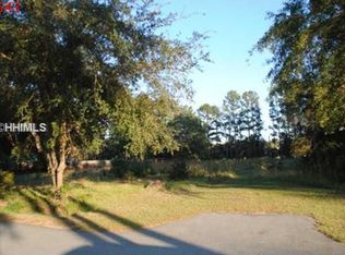 8 Grande Oaks Dr, Bluffton, SC 29910
