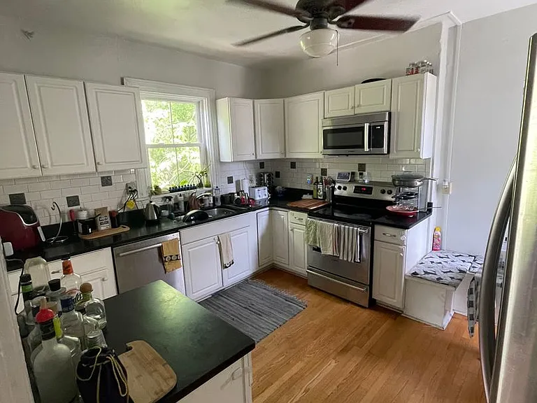 528 S Pine St — Photo 4