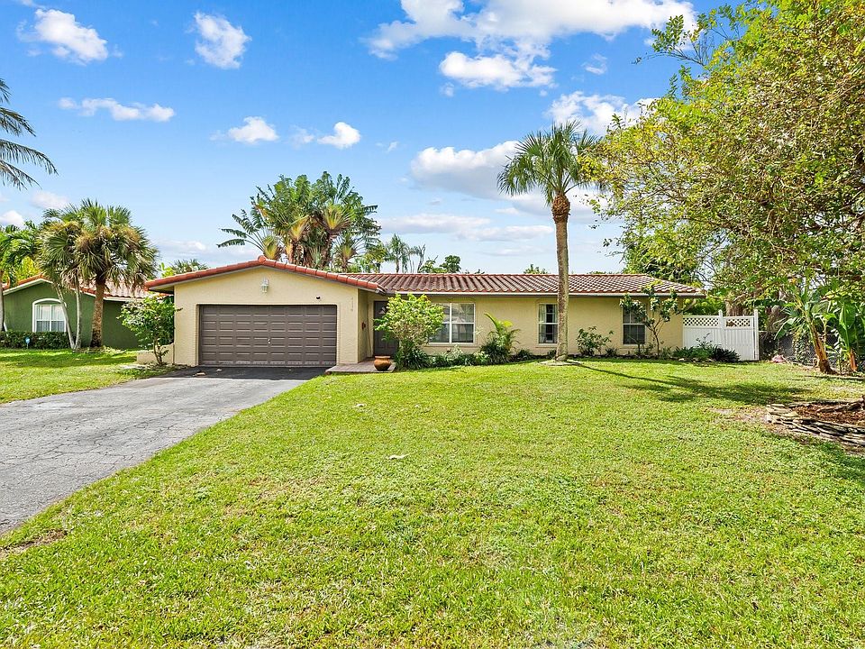 1st image of 4114 NW 78th Way