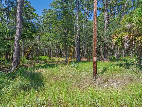 2nd image of 7860 Russell Creek Rd