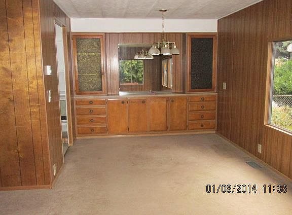 5th image of 11813 202nd Ave E