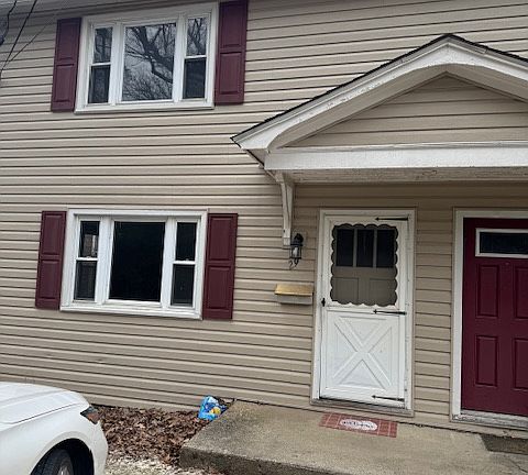 2nd image of 290 Jenks St #29