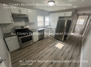 7503 W 64th St #2, Summit Argo, IL 60501