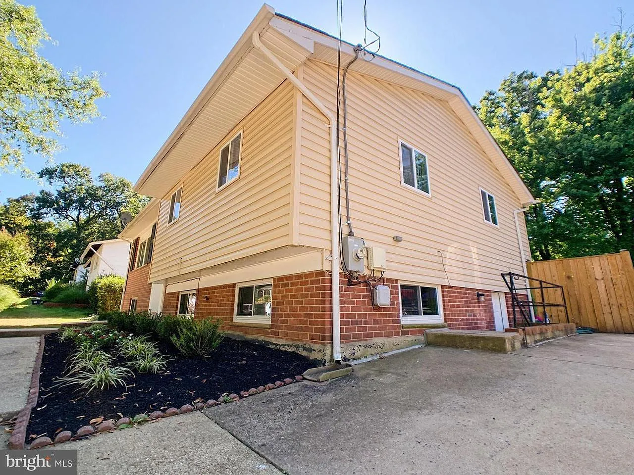 2 bed, 400 sqft, $1,700 — Photo 4