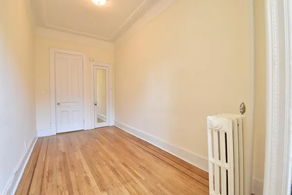 Rented by (Legacy) NY Quality Living Uptown | media 25