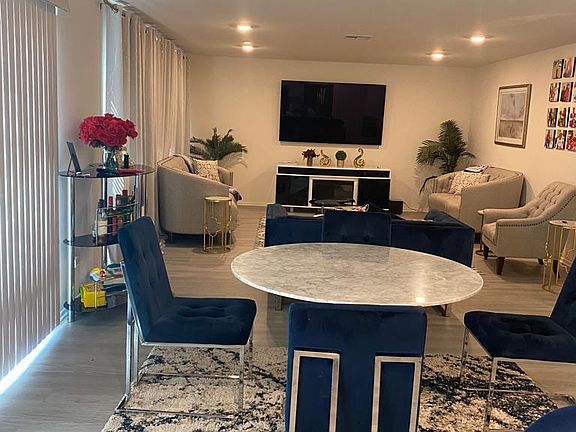 4th image of 10319 Kamran Cir