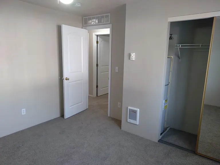 5205 9th Ct SE — Photo 15