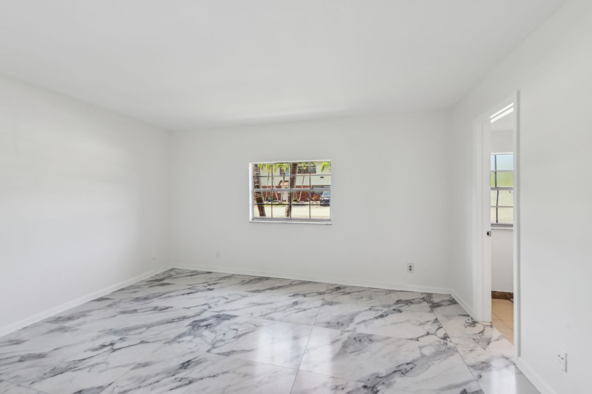 Miami Rd 5-1006-013