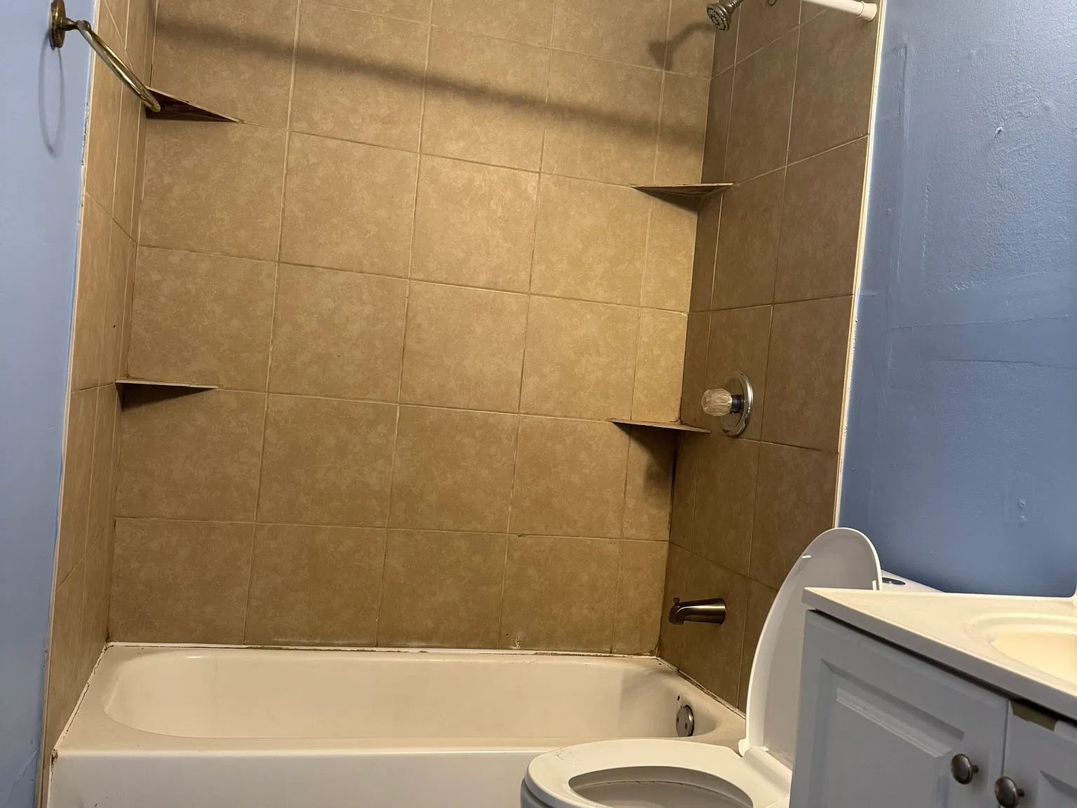 2 bed, 900 sqft, $850 — Photo 3