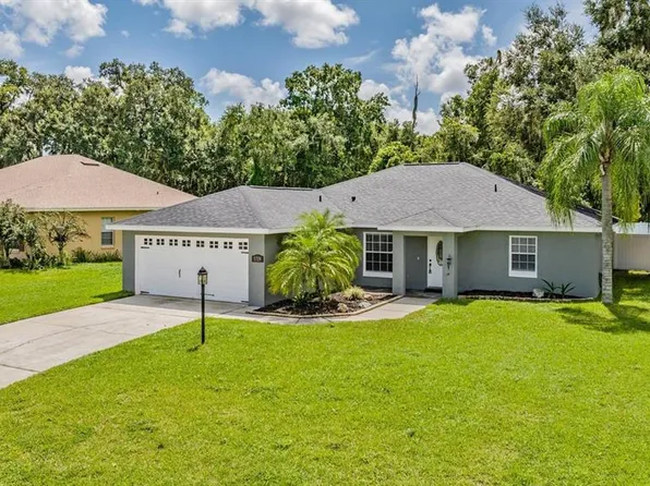 1729 Oakwood Estates Dr, Plant City, FL 33563