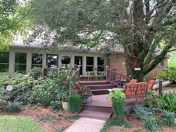 2nd image of 7013 Northgate Dr