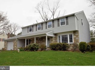 25 Mount Pleasant Dr, Churchville, PA 18966