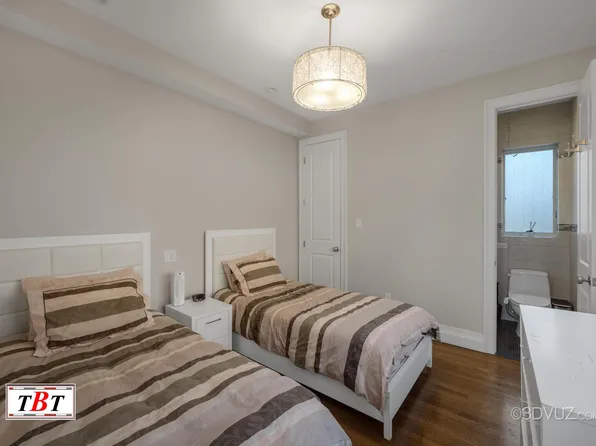 2107 Avenue N image 52 of 58