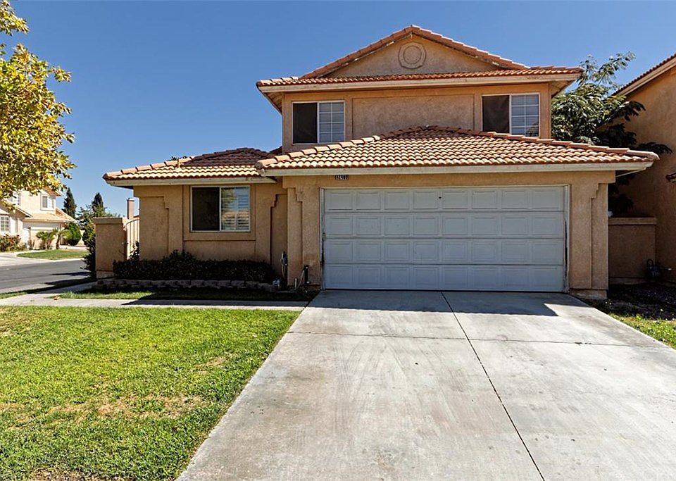 1st image of 12469 Silverwood Ln
