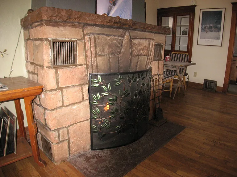600 Remington St — Photo 24