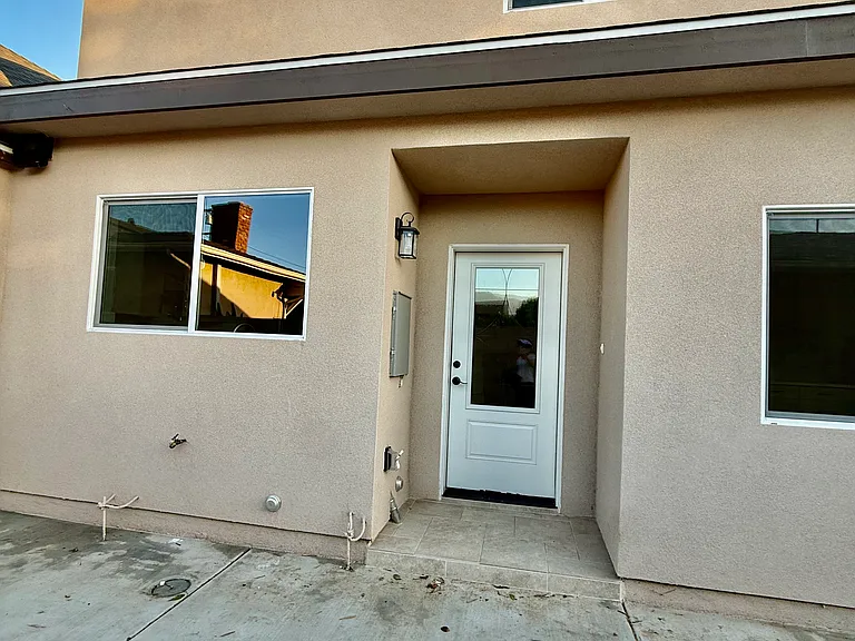 5607 N Muscatel Ave #B — Photo 1