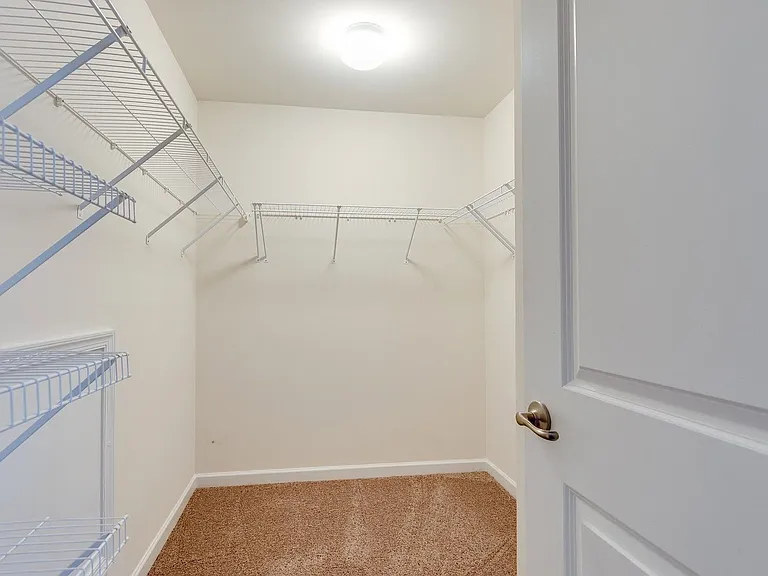 5920 Regal Crest Ter — Photo 31
