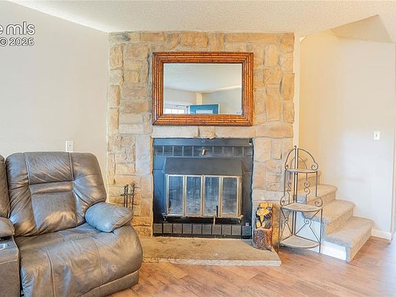 5th image of 3575 Queen Anne Way