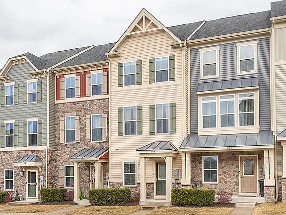 2nd image of 408 Willow Bend Dr