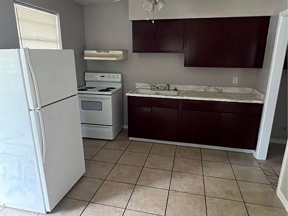 2nd image of 209 Central Ave