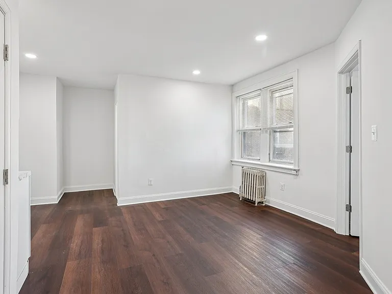 Hoffman B — Photo 36