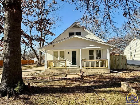 2025 SW Stone Ave, Topeka, KS 66604