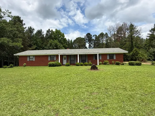 5207 Brooksville Rd, Louisville, MS 39339