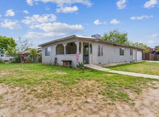 1065 E Cedar Ave, Tulare, CA 93274