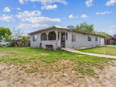 1065 E Cedar Avenue, Tulare, CA, 93274