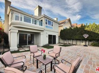 2298 Canyonback Rd, Los Angeles, CA 90049