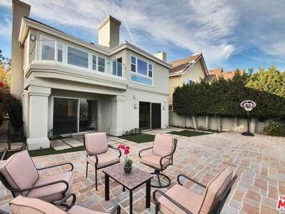 2298 Canyonback Rd, Los Angeles, CA, 90049