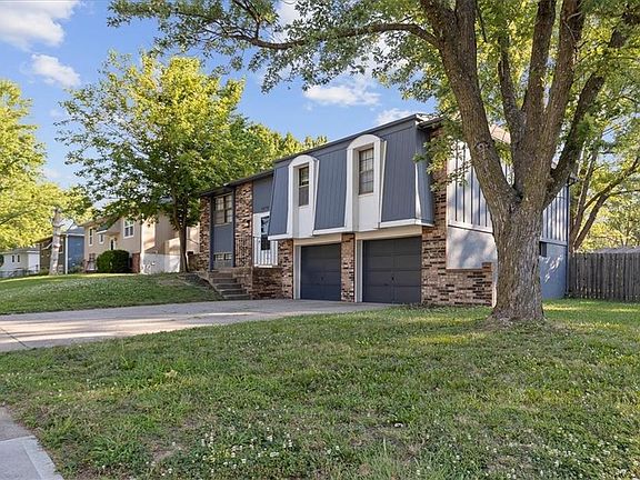2nd image of 19716 E Millhaven St