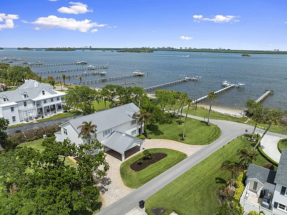 4th image of 2529 N Indian River Drive