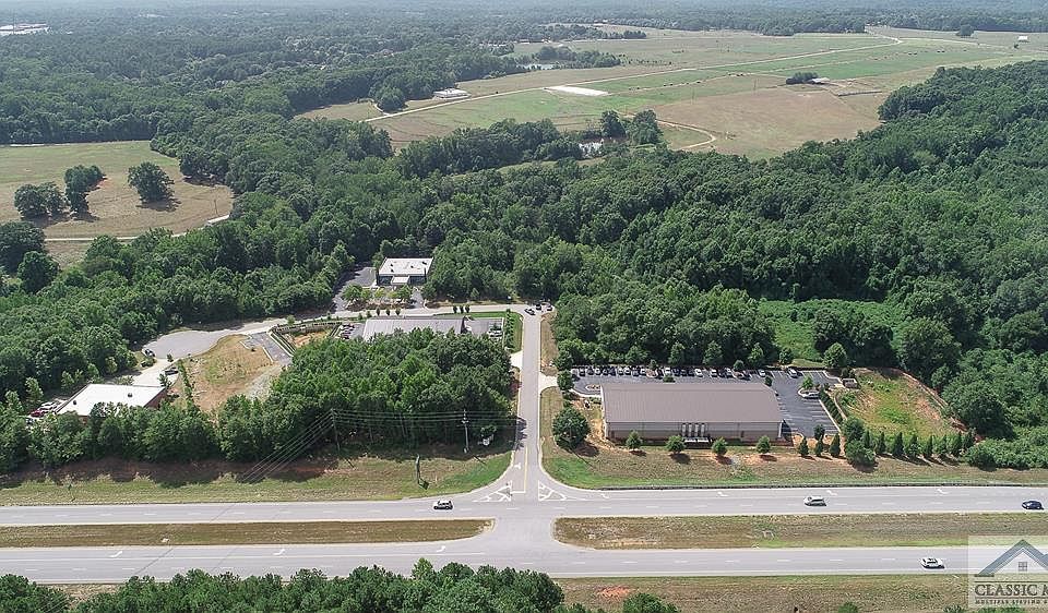 1st image of 1020 Lampkin Branch Dr
